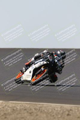 media/Sep-06-2025-CRA (Sat) [[cd32356307]]/Races/Race 4/